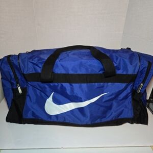 2001 Nike Men's Blue and Duffel Bag